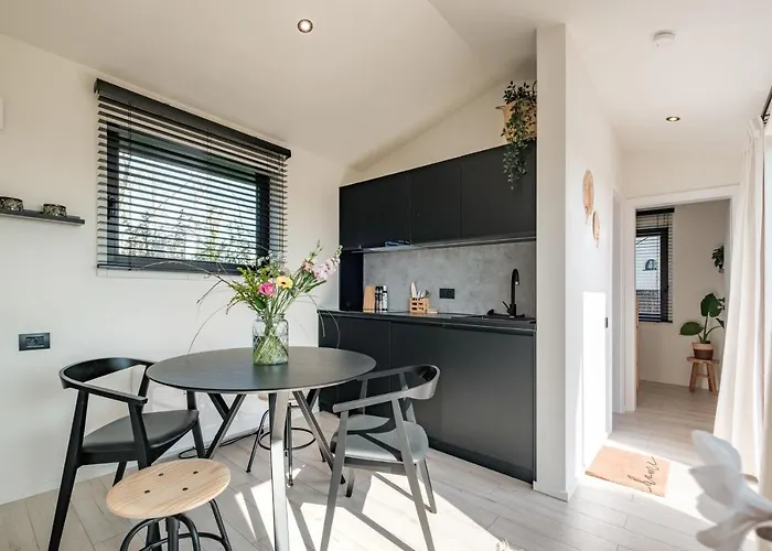 Vakantiehuis B-less *