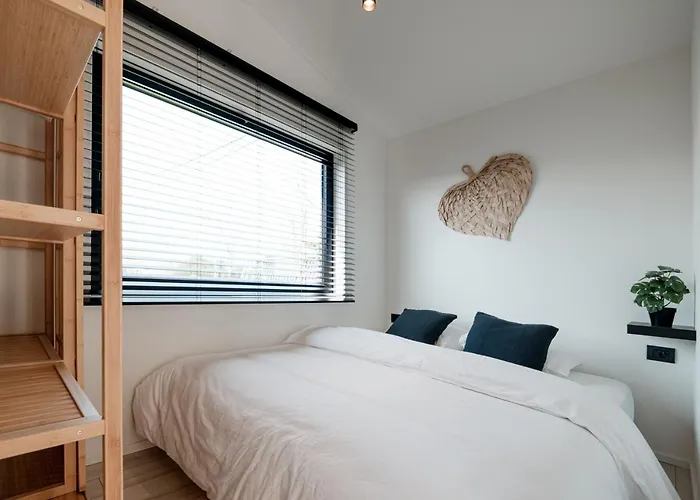 Vakantiehuis B-less *